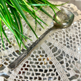 Совок для сахара "Нова" Таллинский ЮЗ. Мнц с серебрением, маркировка, патина. Винтаж, СССР. Картинка 1